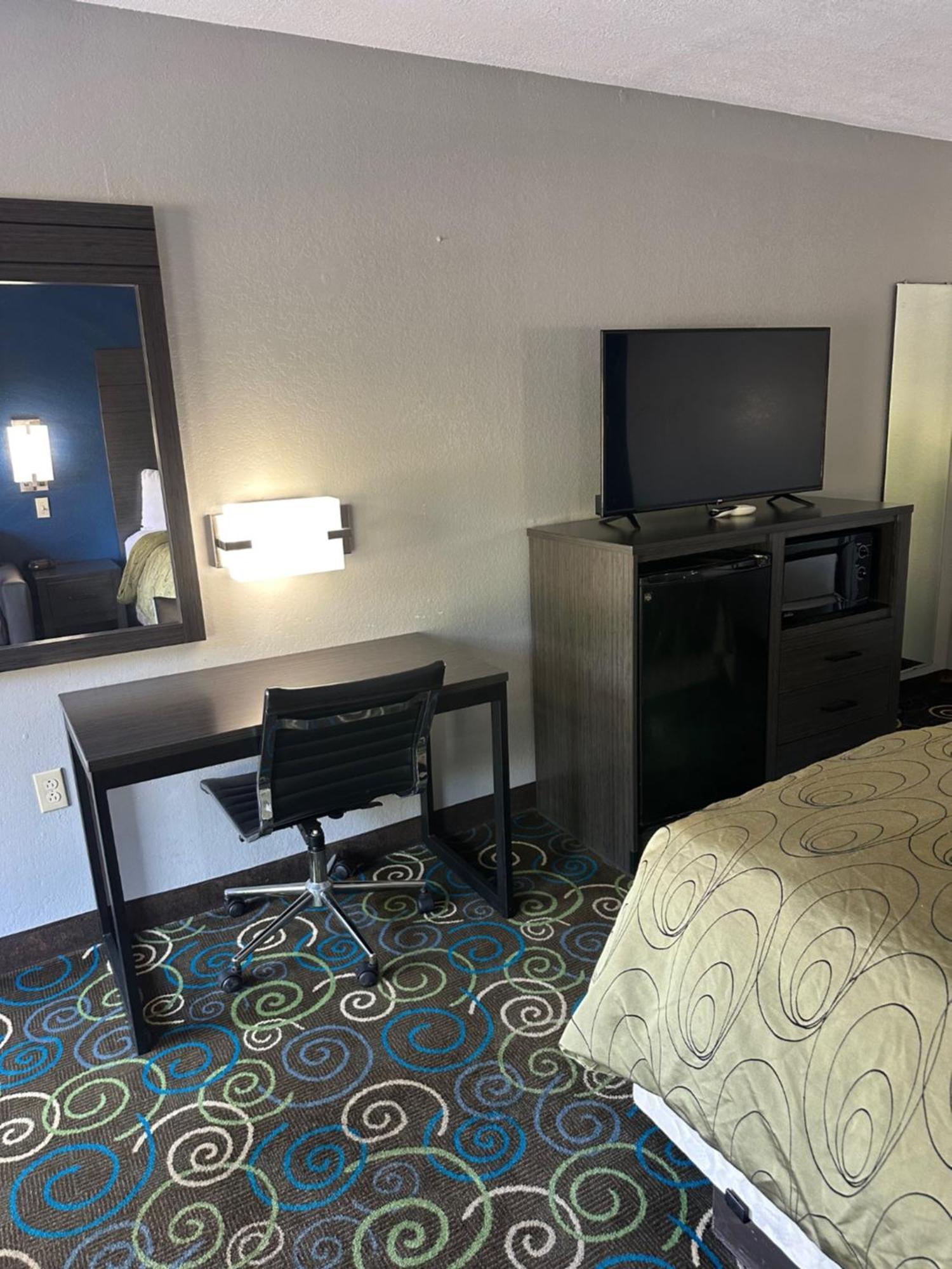 Clairmont Inn & Suites - Warren المظهر الخارجي الصورة